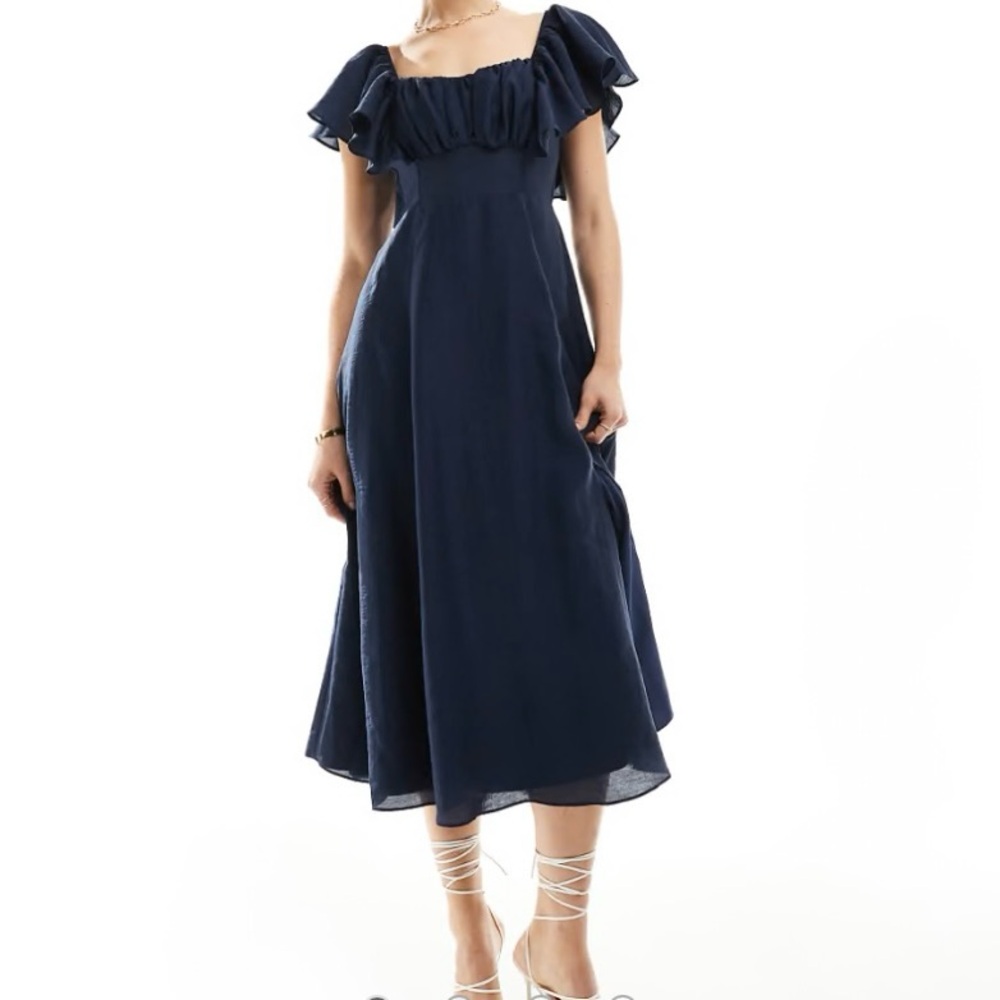 Nobody’s Child Dove Ruched Bust Midaxi Dress